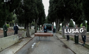 Covid-19: Presença de familiares em funerais volta a ser permitida a partir de segunda-feira