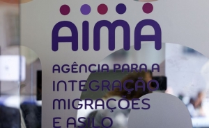 AIMA promete resolver pendências dos vistos «gold» até 2026