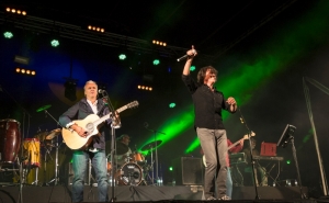 Cerca de três mil pessoas no concerto do grupo Trovante em Sagres