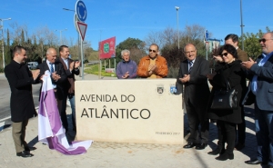  AVENIDA DO ATLÂNTICO FOI INAUGURADA EM QUARTEIRA 