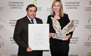 Mendes Bota recebeu em Bruxelas Prémio de Direitos Humanos