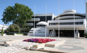 Constituídos cinco arguidos em processo que envolve Câmara de Albufeira 