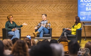 Uma tarde de emoções e conversas com João Baião na Biblioteca Municipal de Castro Marim