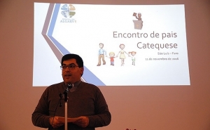 Padre Flávio Martins alerta que a catequese não é um «somatório de festas»