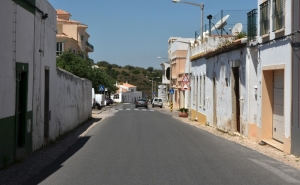 OBRAS NA RUA NOSSA SENHORA DA PIEDADE LEVAM A CORTE DE TRÂNSITO