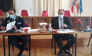 MUNICÍPIO DE FARO E GNR ASSINAM PROTOCOLO PARA PROMOÇÃO DE QUALIDADE DE VIDA DOS IDOSOS