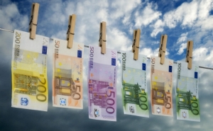 Reembolsos do IRS já começaram - mais de meio milhão ainda esta semana