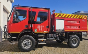 Vila do Bispo é o primeiro município do Algarve a entregar uma Viatura Florestal de Combate a Incêndios aos Bombeiros no âmbito do Algarve 2030