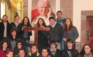 Cruz entregue pelo papa João Paulo II em 1987 aos jovens da Europa vem ao Algarve