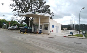 Bomba de Gasolina em Salir volta a funcionar