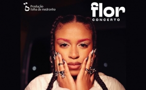 Flor, pela Folha de Medronho