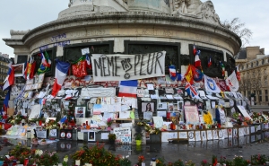 FESTIVAL VERÃO AZUL ARRANCA EM LOULÉ COM EXPOSIÇÃO COLETIVA «COMEÇAR DO ZERO» E DOCUMENTÁRIO