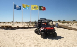 Veículo inovador equipa Bombeiros na Ilha da Armona