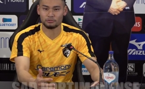 Guarda-redes Kosuke Nakamura apresentado como reforço do Portimonense