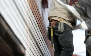 Falta de mão-de-obra na construção faz subir salários