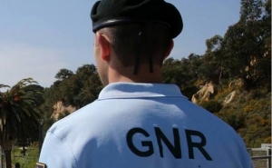 GNR de Olhos de Água efetua a detenção de indivíduo pelo crime de tentativa de suborno