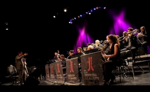 A Grande Estreia de Natal da Orquestra de Jazz do Algarve chega já neste fim-de-semana!