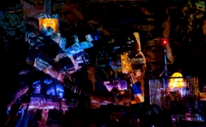 FOMe TRAZ ESPETÁCULO MULTIDISCIPLINAR «OS TRANSPORTADORES» A LOULÉ NUM ESPAÇO SURPREENDENTE