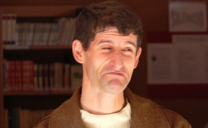 SESSÃO DE CONTOS TRADICIONAIS COM ANTÓNIO FONTINHA NA BIBLIOTECA DE LOULÉ