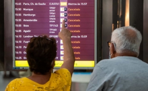 Greve nos aeroportos com serviços mínimos decretados para 31 de dezembro e 01 de janeiro