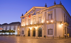 MUNICÍPIO SUBSTITUI LUMINÁRIAS DA REDE DE ILUMINAÇÃO PÚBLICA POR LED