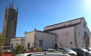 Altares degradados levam a retirada de imagens da Igreja Matriz de Loulé