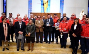 «LUZ DA PAZ» RECEBIDA POR CERCA DE MEIO MILHAR DE PESSOAS