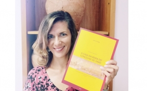 Autora Andreia Fidalgo apresenta nova publicação sobre Faro