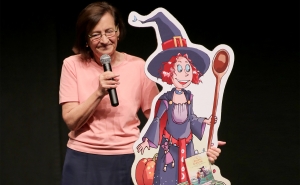 Ana Maria Magalhães em Olhão  com mais de mil alunos do 1º ciclo