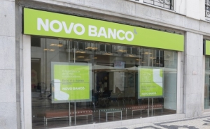 Prazo para propostas ao Novo Banco termina hoje. Plano B prevê dispersão em Bolsa após o verão