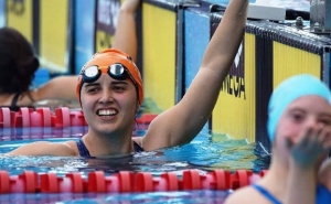 Raquel Correia é campeã nacional  de natação adaptada