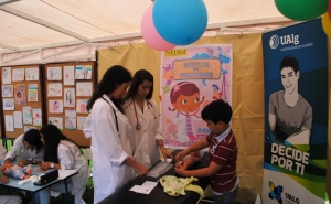 ALUNOS DE MEDICINA CRIARAM HOSPITAL MODELO