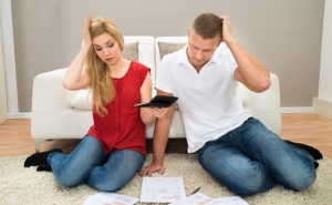 Sobre-endividado e em risco de perder a casa? Como funcionam as penhoras...