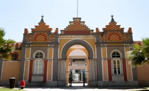 Biblioteca Municipal de Faro permite manter os hábitos de leitura dos munícipes através do empréstimo «Take Away»