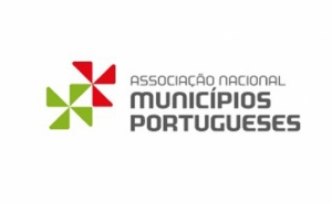 Câmaras vão receber 78,6 milhões de euros de juros de mora de impostos municipais