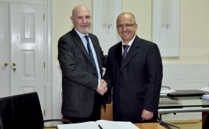 EMBAIXADOR DA ARGENTINA RECEBIDO NOS PAÇOS DO CONCELHO DE LOULÉ