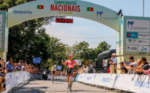 Rui Costa coroado campeão nacional no Castelo da Feira