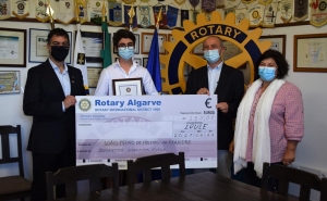 Rotary Clube de Loulé distingue Mérito Escolar de alunos do 9º e do 12º ano