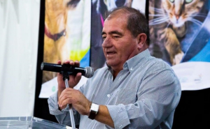 MUNICÍPIO ASSINA PROTOCOLOS COM ASSOCIAÇÕES DEFENSORAS DE ANIMAIS NO VALOR DE 30 MIL EUROS
