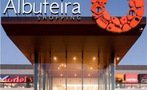 Sonae Sierra vende AlbufeiraShopping e C. C. Continente de Portimão mas mantém gestão