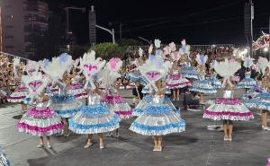 QUARTEIRA | Marcha Florinhas de Quarteira enchem de ternura e encanto o Passeio das Dunas