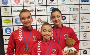 Louletanas sobem ao pódio no Acro Cup 2020 em Maia