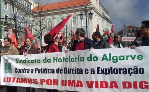 PROTESTO EM VILAMOURA CONTRA A REPRESSÃO PATRONAL