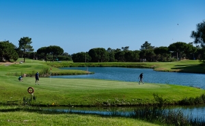 Domes Lake Algarve consolida-se como destino para Golfistas