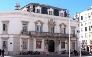 Publicados estatutos das cinco CCDR como institutos públicos