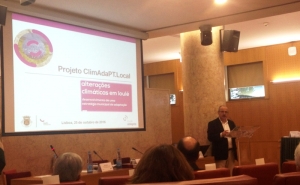 AUTARCA DE LOULÉ FAZ APRESENTAÇÃO SOBRE ESTRATÉGIA MUNICIPAL EM CONVENÇÃO DEDICADA ÀS ALTERAÇÕES CLIMÁTICAS NA ASSEMBLEIA DA REPÚBLICA