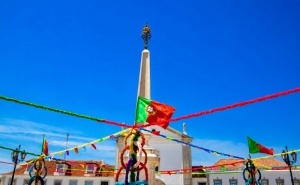 Vila Real de Santo António celebra os Santos Populares com bailes, marchas e muita animação