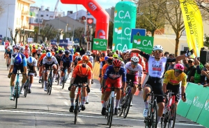 «Il Bambino dOro» Davide Stella vence na «Vila Morena»