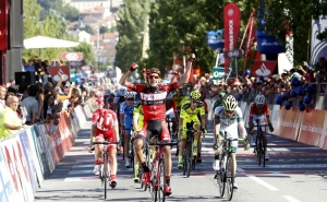 Vicente de Mateos (Louletano-Hospital de Loulé) venceu ao sprint a 5ª etapa 