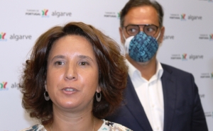 Secretária de Estado do Turismo reuniu em Faro com empresários e sindicatos da região